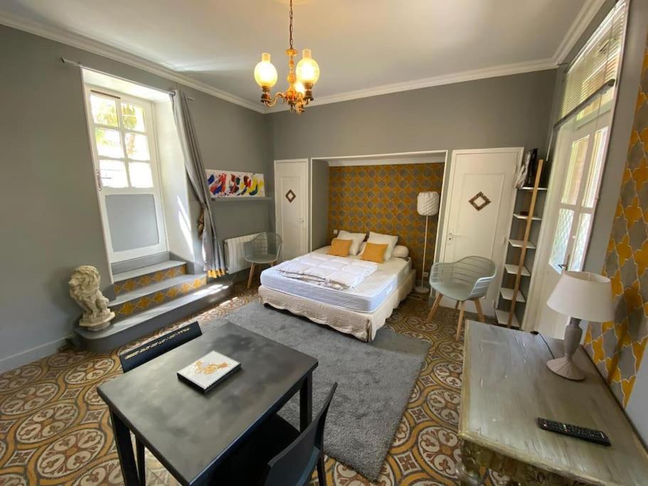 Cote Cite Appartements - Parking Prive - 100M Cite Medievale Carcasona Exterior foto