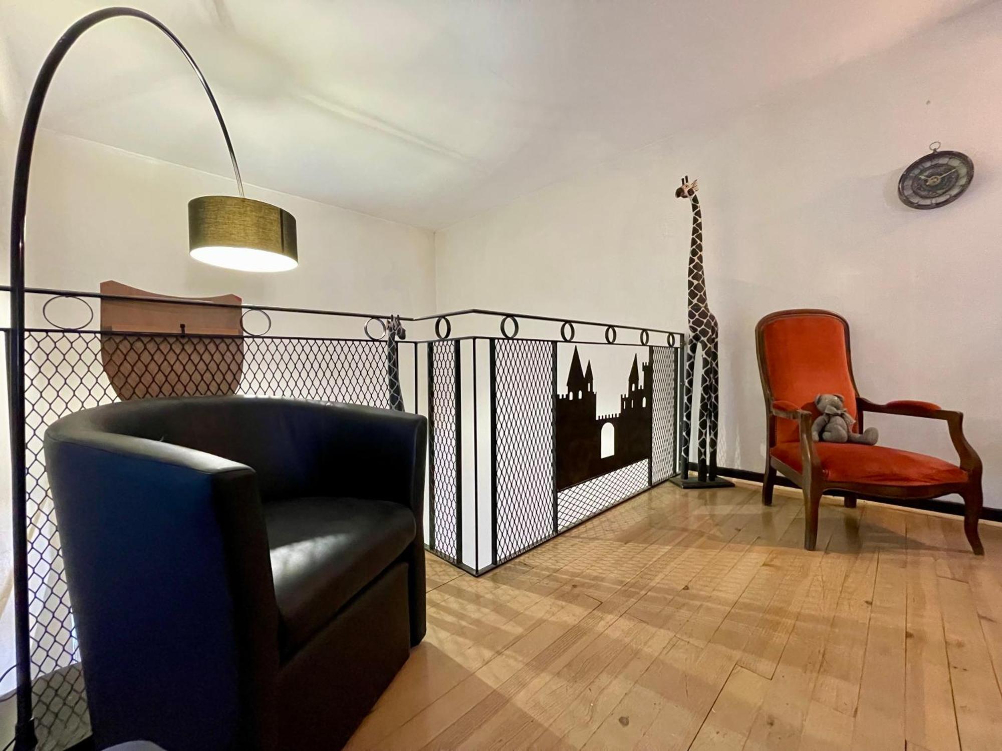 Cote Cite Appartements - Parking Prive - 100M Cite Medievale Carcasona Exterior foto